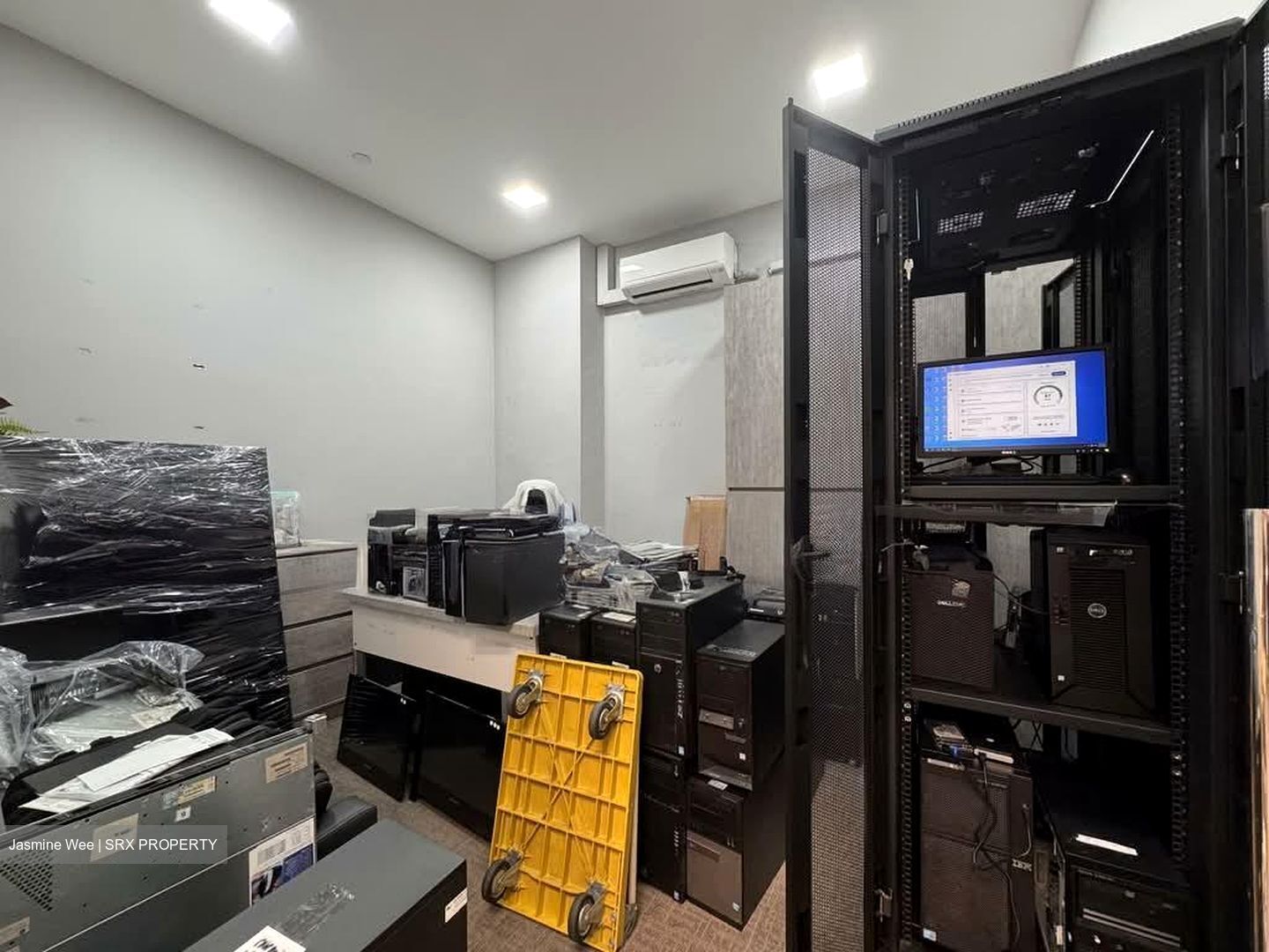 Solstice Business Center (D19), Factory #527056851